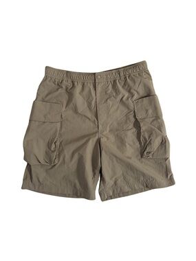Uniqlo Men's Cargo Shorts in Stone Brown